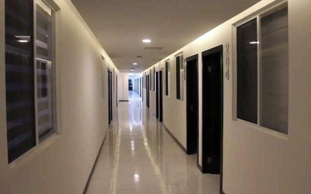 Hangar Inn Tijuana