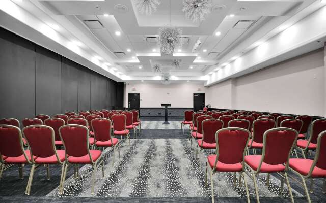 Ramada by Wyndham Jacksonville I-95 by Butler Blvd