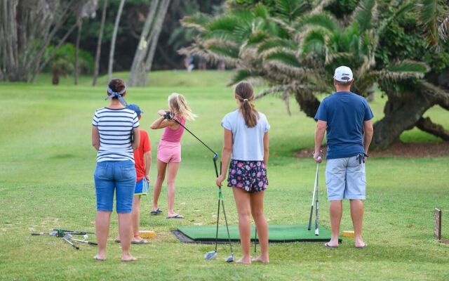 San Lameer Villa Rentals 3206