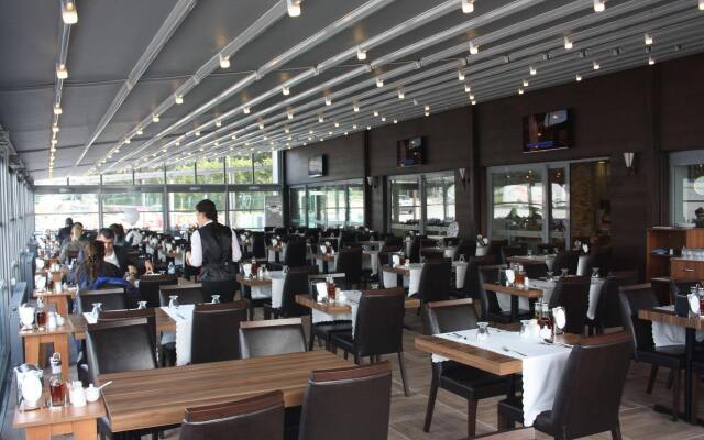 Yeni Truva Otel