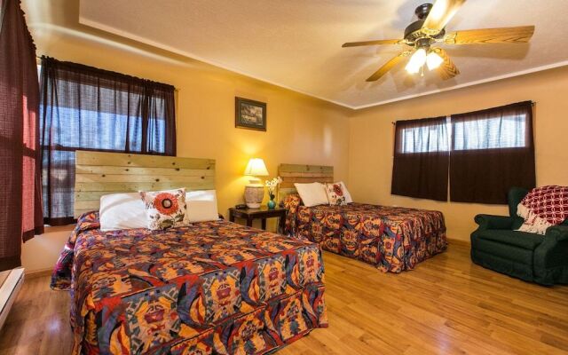 The Wisconsin Wood Inn