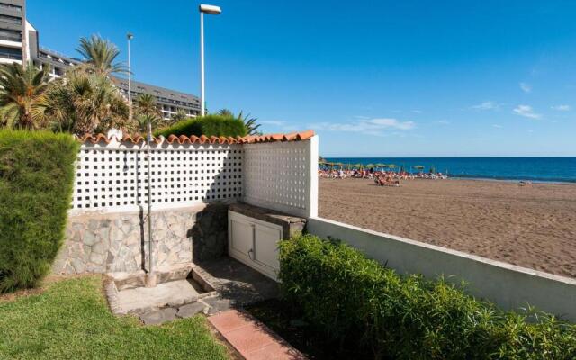 Beachfront Apartment Las Burras MRA 02