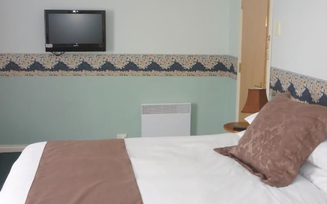 Mount Victoria Manor – Guest Rooms – Mount Victoria