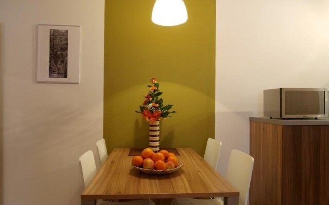 Penzion a restaurace Sklář