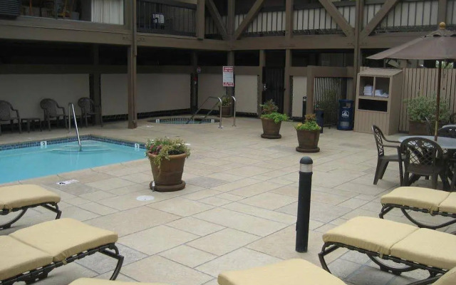 Best Western Plus Inn At The Vines