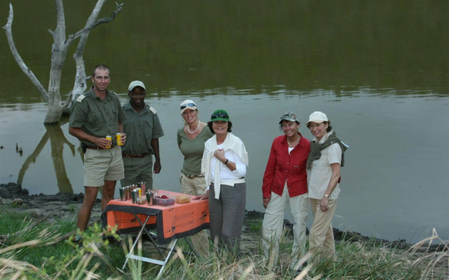 Amakhosi Safari Lodge and SPA