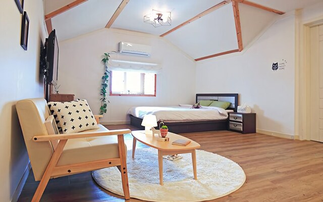 Gyeongju Travel by Moonlight Pension