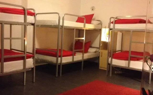 Hostel Fun Sleep