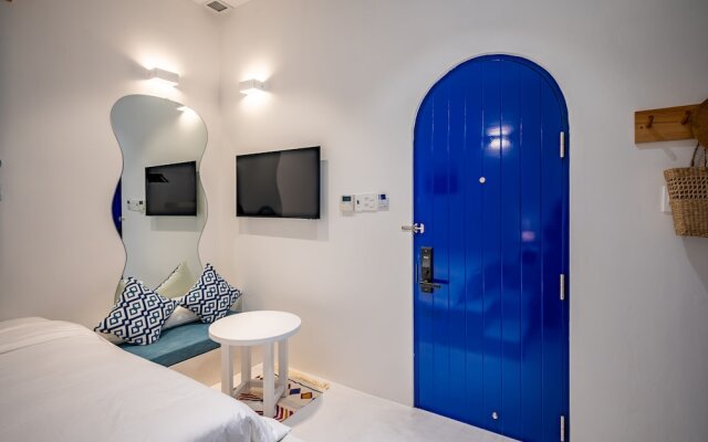 Happiness Hotel