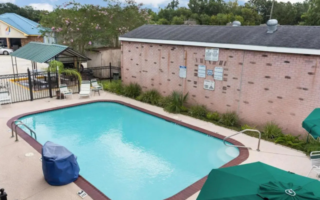 Studio 6 Luling, LA