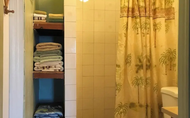 Bananaquit House