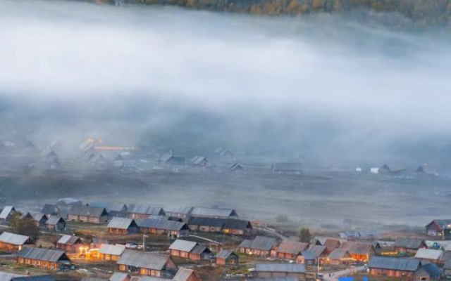 INWARD PEAK·Heting Shanying ValleVive Holiday Homestay  (Hemu Old Village Store) – Outside – Altay