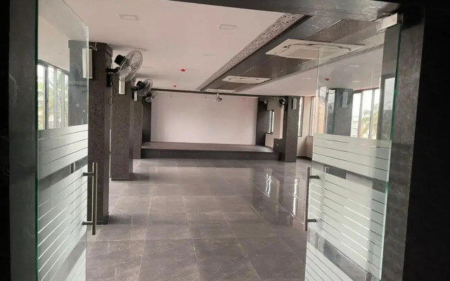 Hotel Chiranjeevi