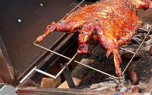 Sea view villa at the end of the field