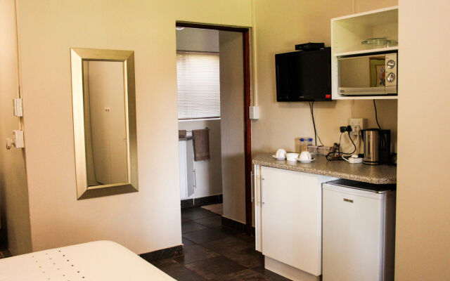 Silver Palms Guest House
