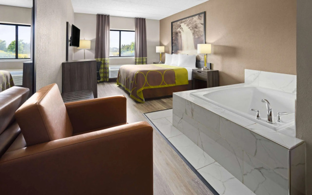 Super 8 by Wyndham Henrietta/Rochester Area