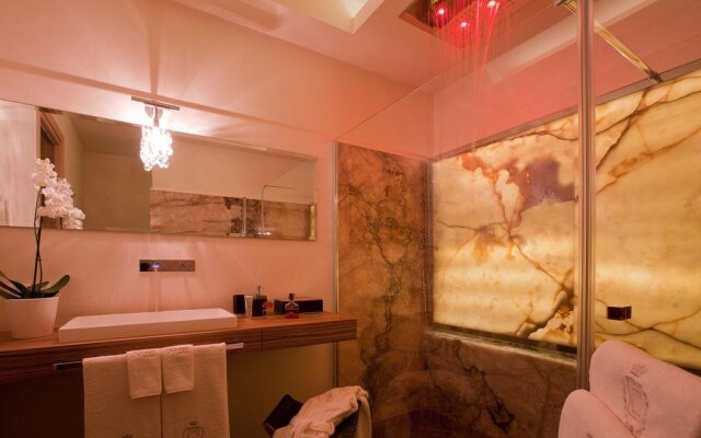 Quisigusta Miraval Suites B&B