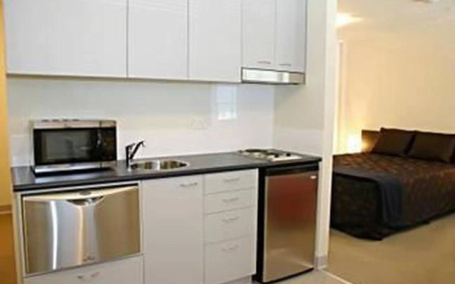 Plum Carlton Serviced Apartments