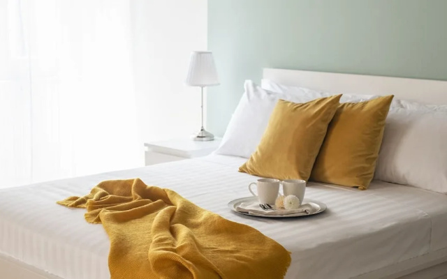 JOIVY Charming Flat Next to Duomo di Como