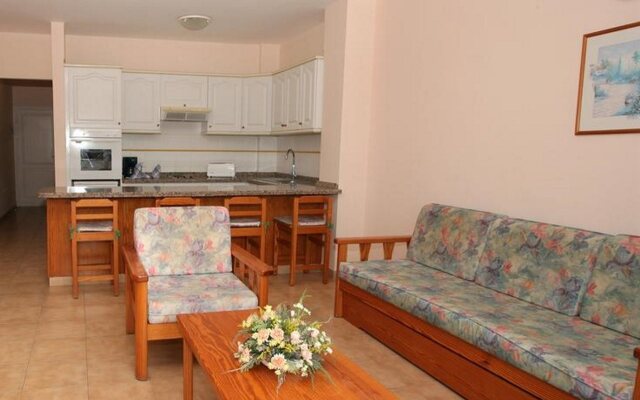 Apartamentos Jardin del Conde