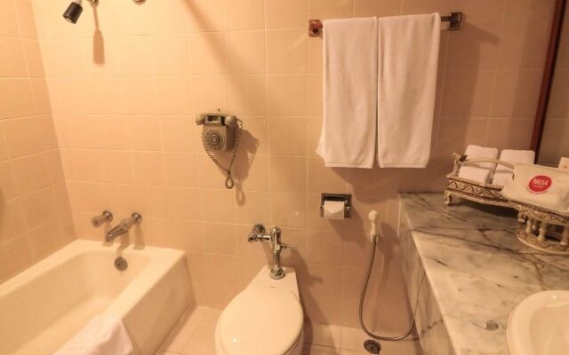 Nida Rooms Huay Kaew 23 Glass House