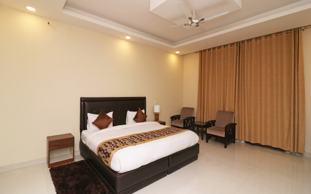 OYO 26911 Kcg Hotels