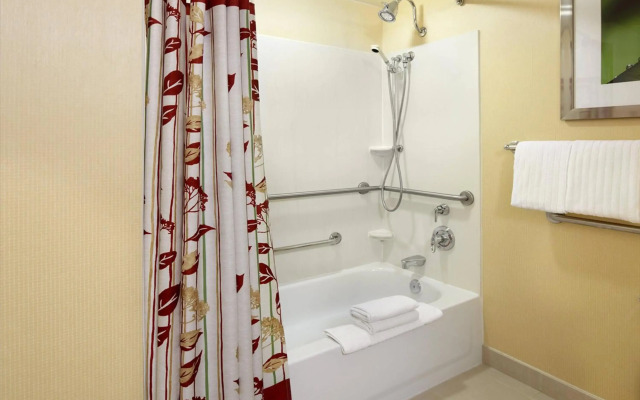 Courtyard by Marriott Newark Granville