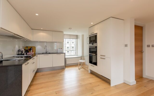 424 - Simpson's Loan Duplex Apartment
