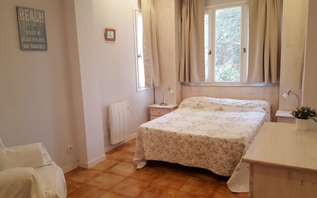 104695 - Villa in Tamariu