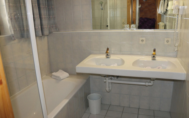 Ferienhof Obergasser & Pension Bergblick