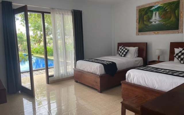 Tinggian Hill Retreat