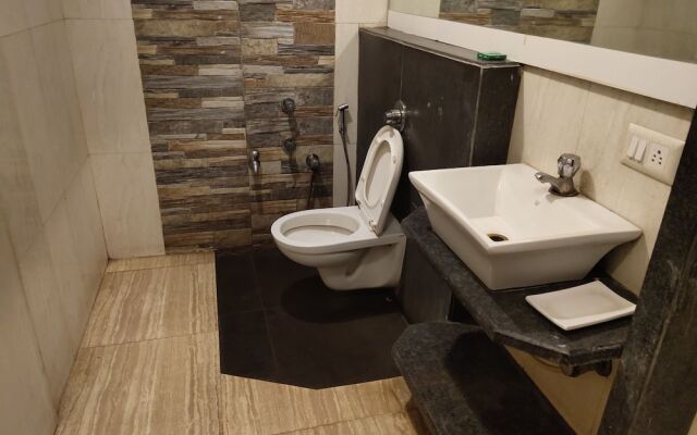 Hotel Praveen International