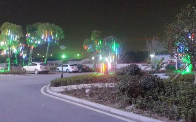 Changsha Jinheyuan Hotel (Lugu High-tech Industrial Park, School of Foreign Economics)