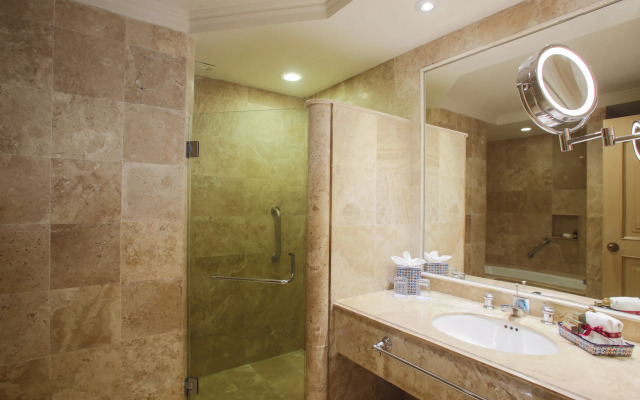 Sandos Cancún All Inclusive - Adults Only