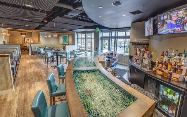 Holiday Inn & Suites Bellingham by IHG