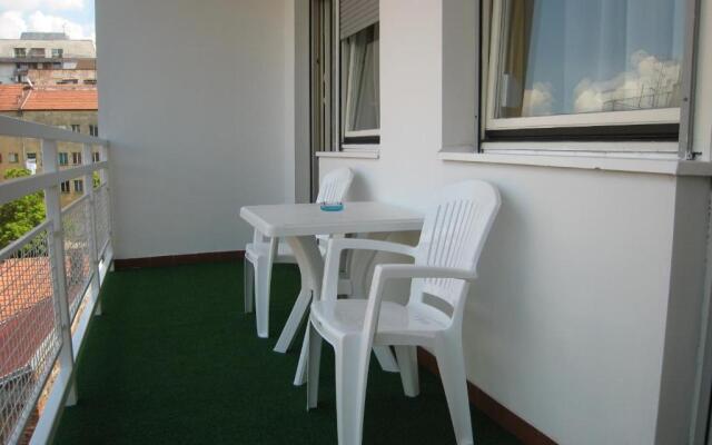 Spirit Hostel and Apartments