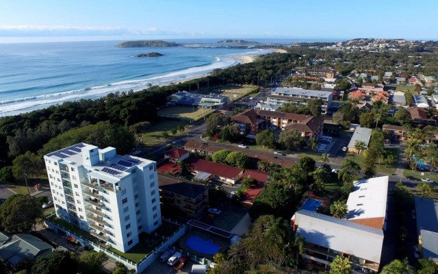 Tradewinds Apartments