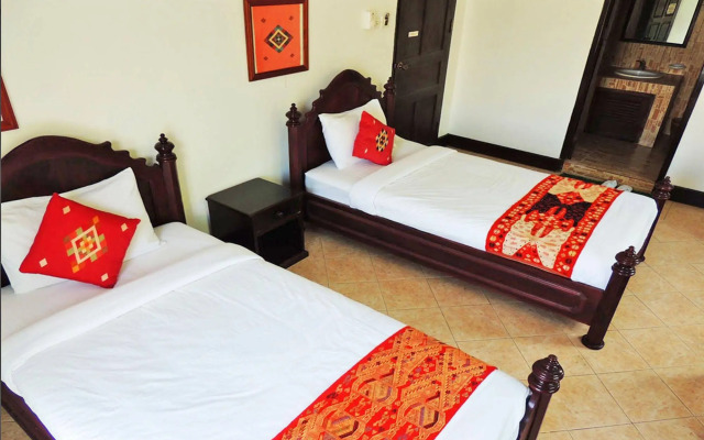 Mad Monkey Luang Prabang