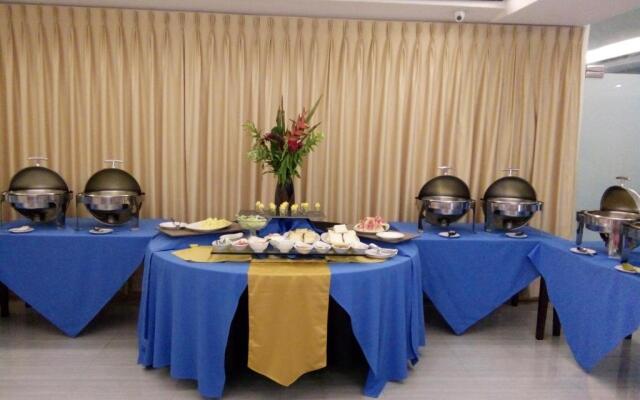 Southpole Central Hotel