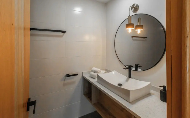 S Boutique Hotel