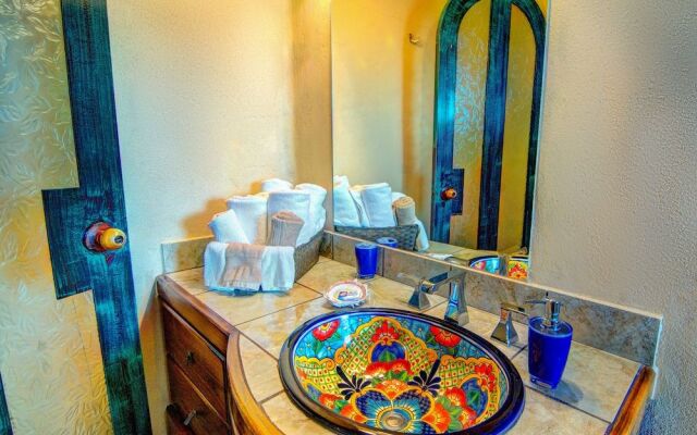 Casa Kootenay Waterfront BnB