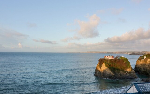 Onshore 6 - Newquay Towan Beach View