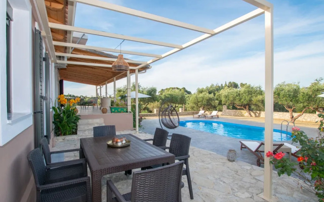 Ariadni di Olivio Villa