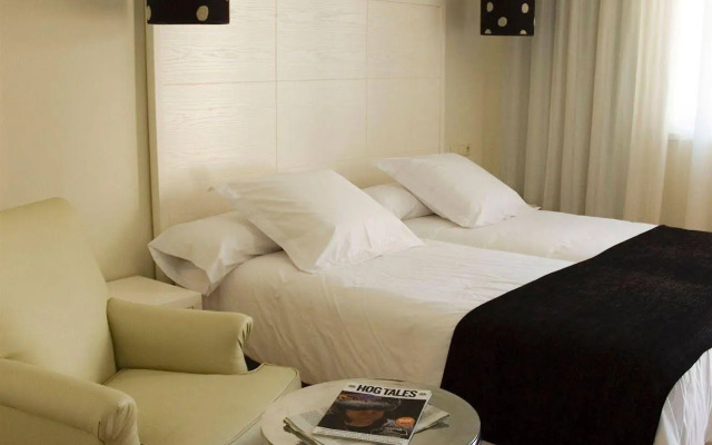 Aparthotel Novo Sancti Petri