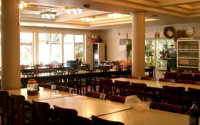 Annex Kashiwaya