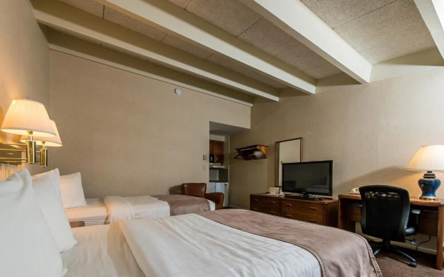 Windjammer Lodge