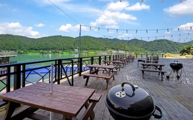 Gapyeong Laputa Resort