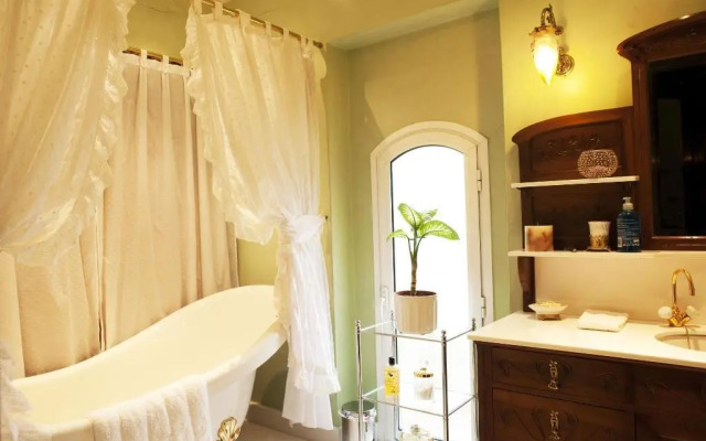 Hotel Boutique Edelweiss La Garriga - Adults Only