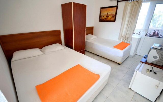 Ceylan Hotel Palamutbuku
