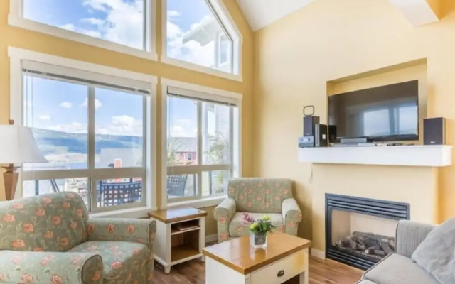 La Casa Lakeside Resort